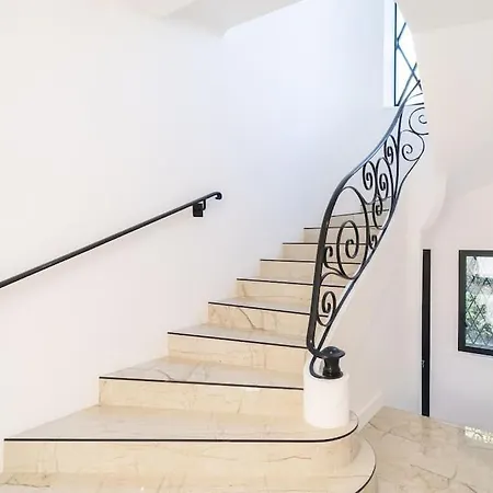 Superbe Nouvelle Moderne * Cannes