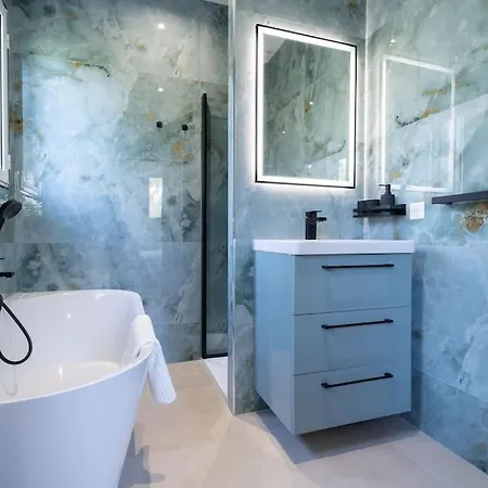 Superbe Nouvelle Moderne Holiday home *